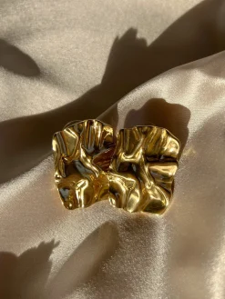 A&C OSLO EARRINGS STEEL ROUGH GOLD PLEATED