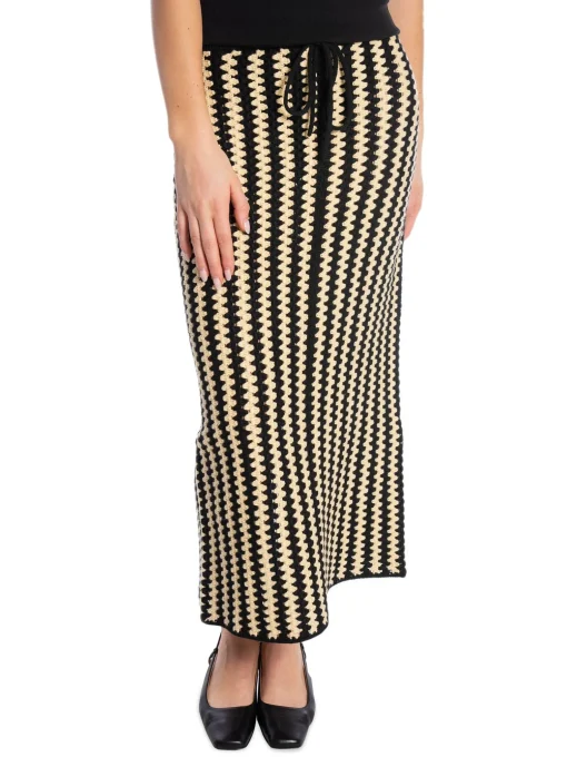 BY MALENE BIRGER SKIRT RAZE CROCHET BLACK & WHITE